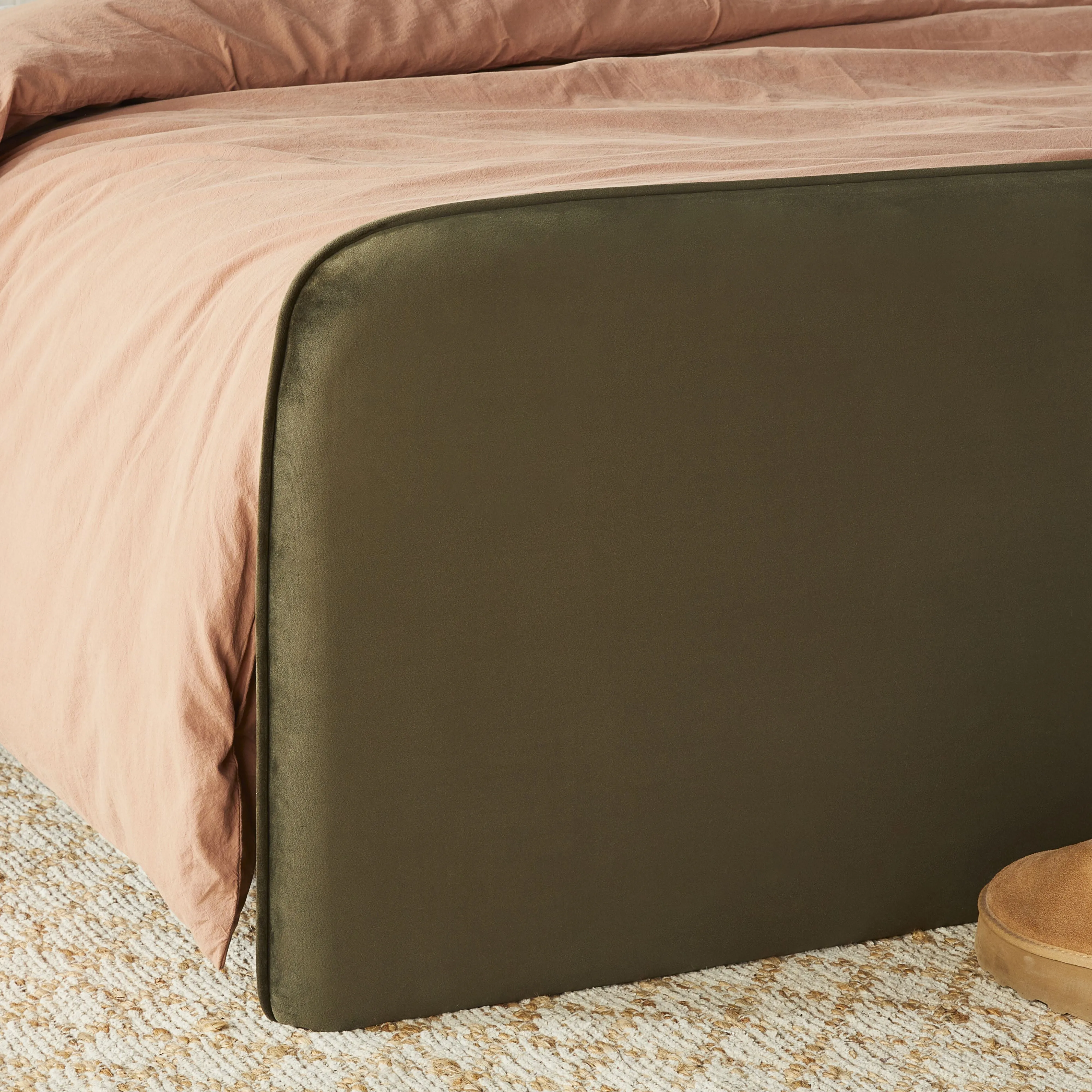 Audrey Queen Bed Moss Green Velvet
