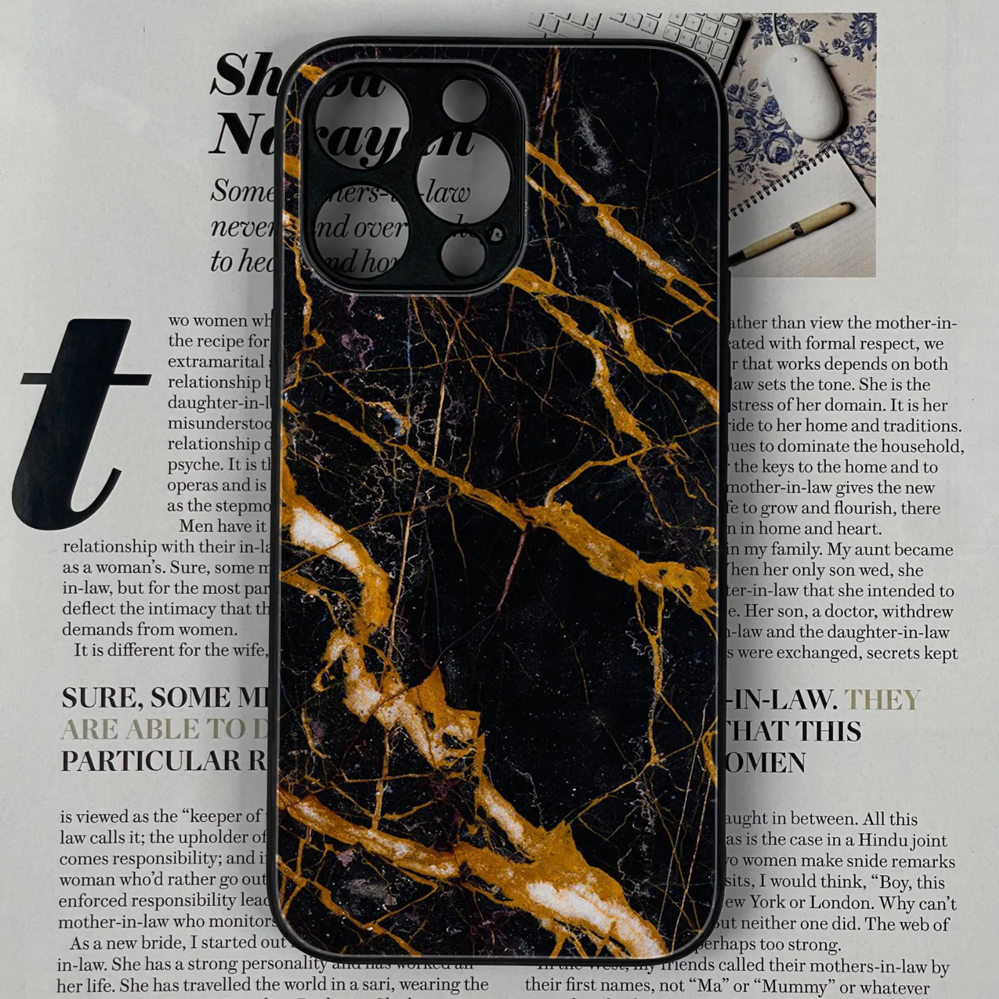 iPhone 13 Pro Black Marble Series Series Glossy Phone Case