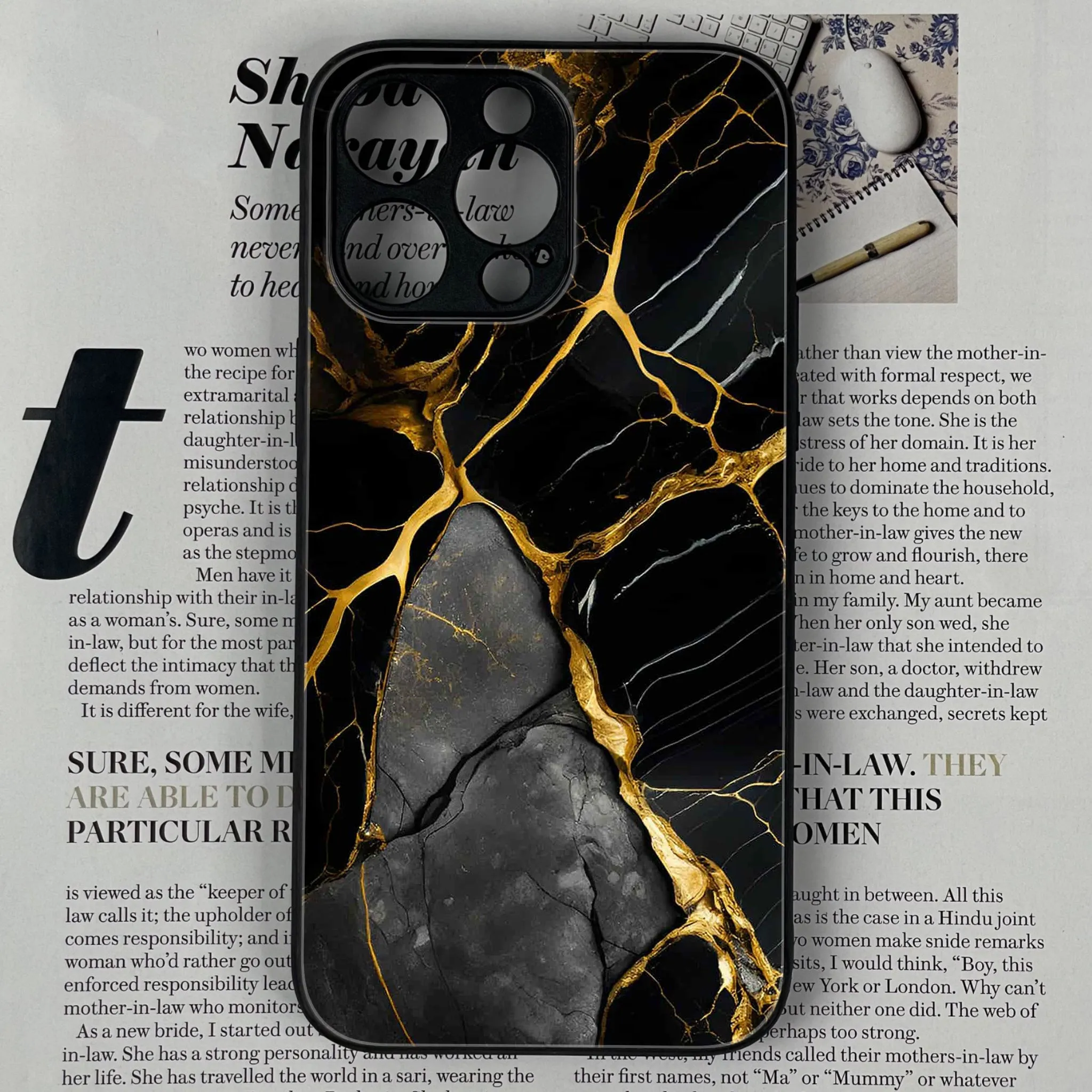 iPhone 13 Pro Black Marble Series Series Glossy Phone Case