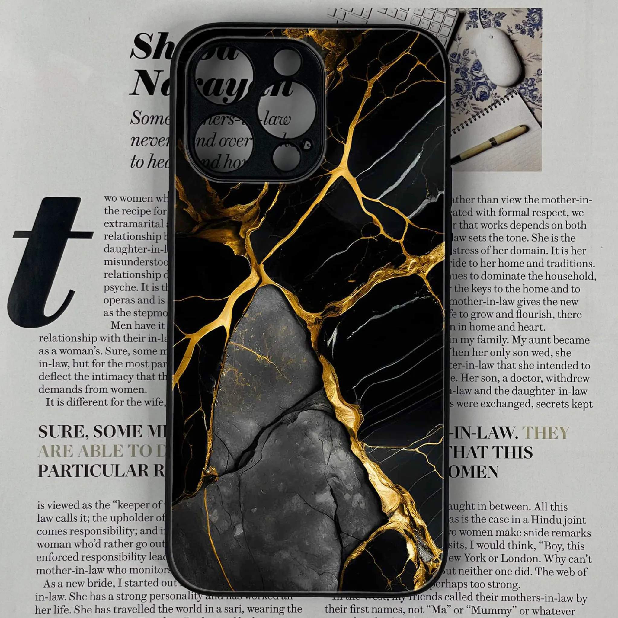 Iphone 14 pro Max Black Marble Series Series Glossy Phone Case