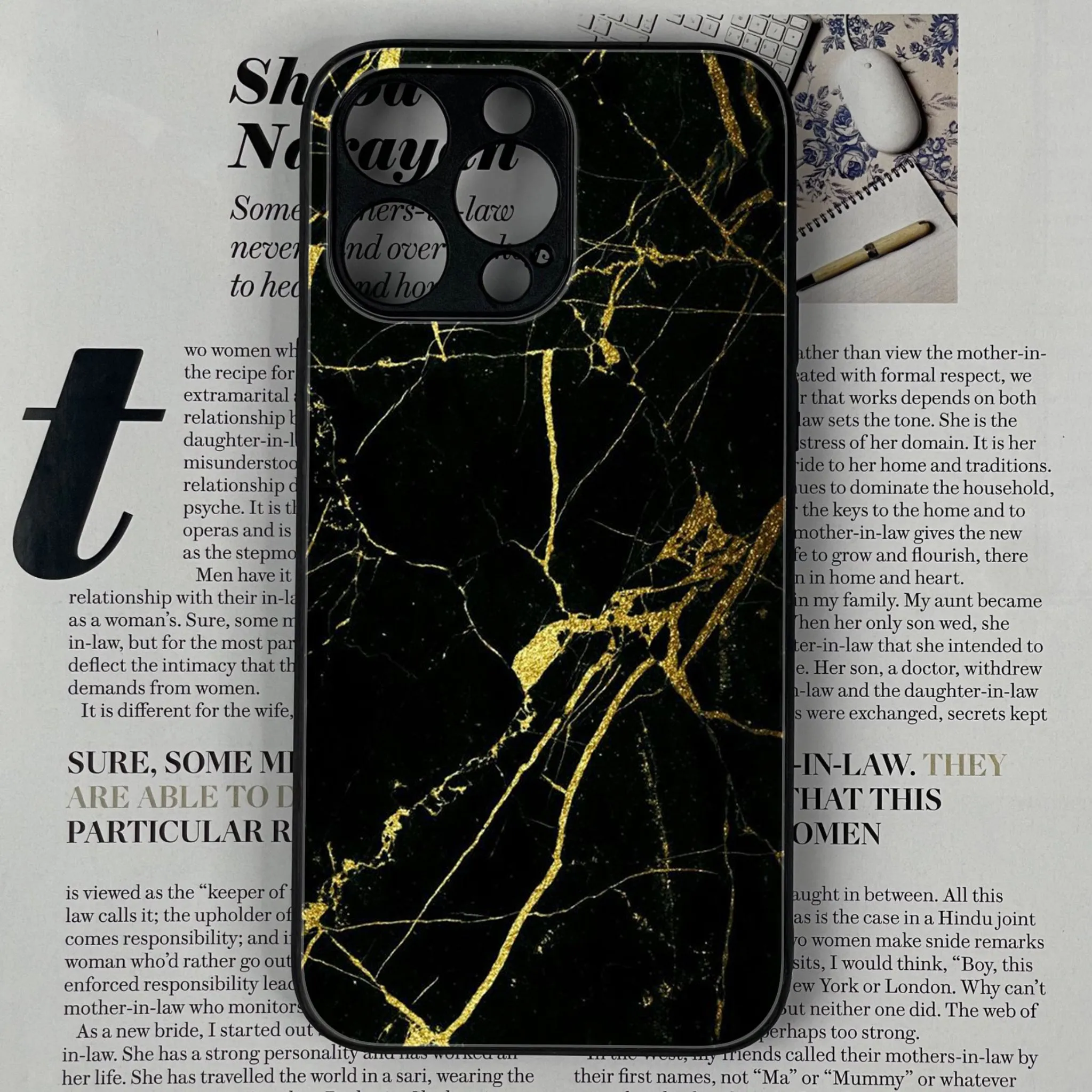 Iphone 14 pro Max Black Marble Series Series Glossy Phone Case