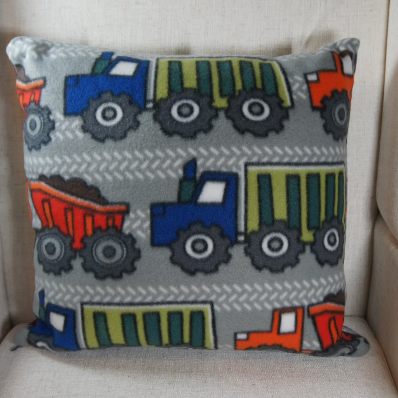 Pillows - Accent - Trucks - Classic - 18 inch